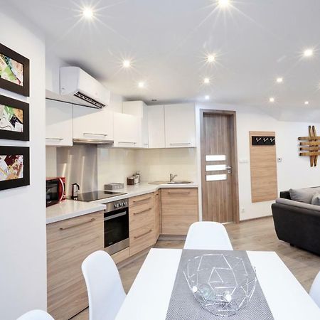 Foter Apartman Villány Exteriör bild